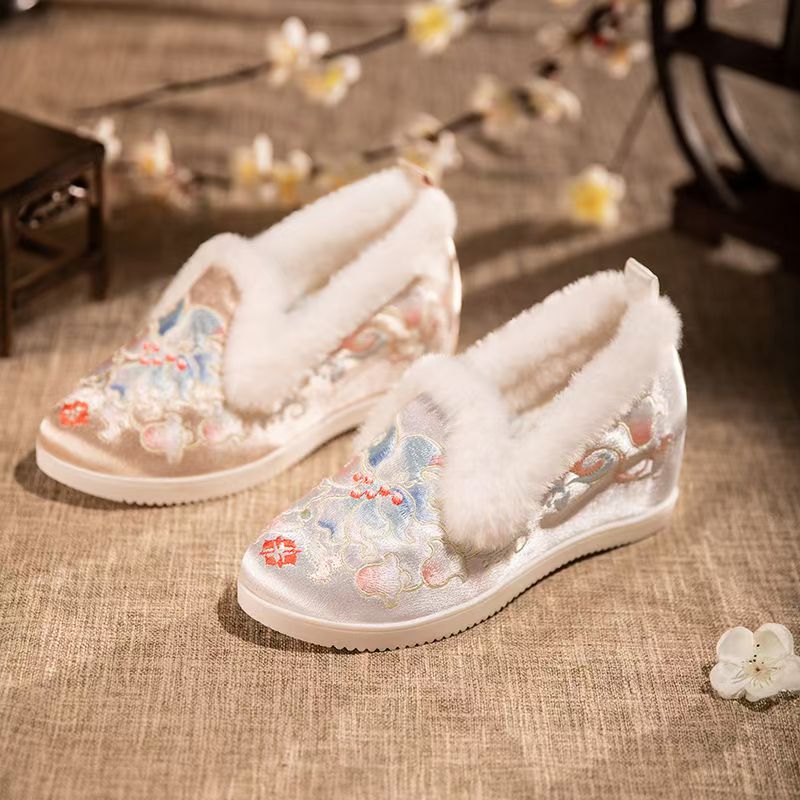 Women's Winter Low Top Embroid - Embroidery Canvas review and price