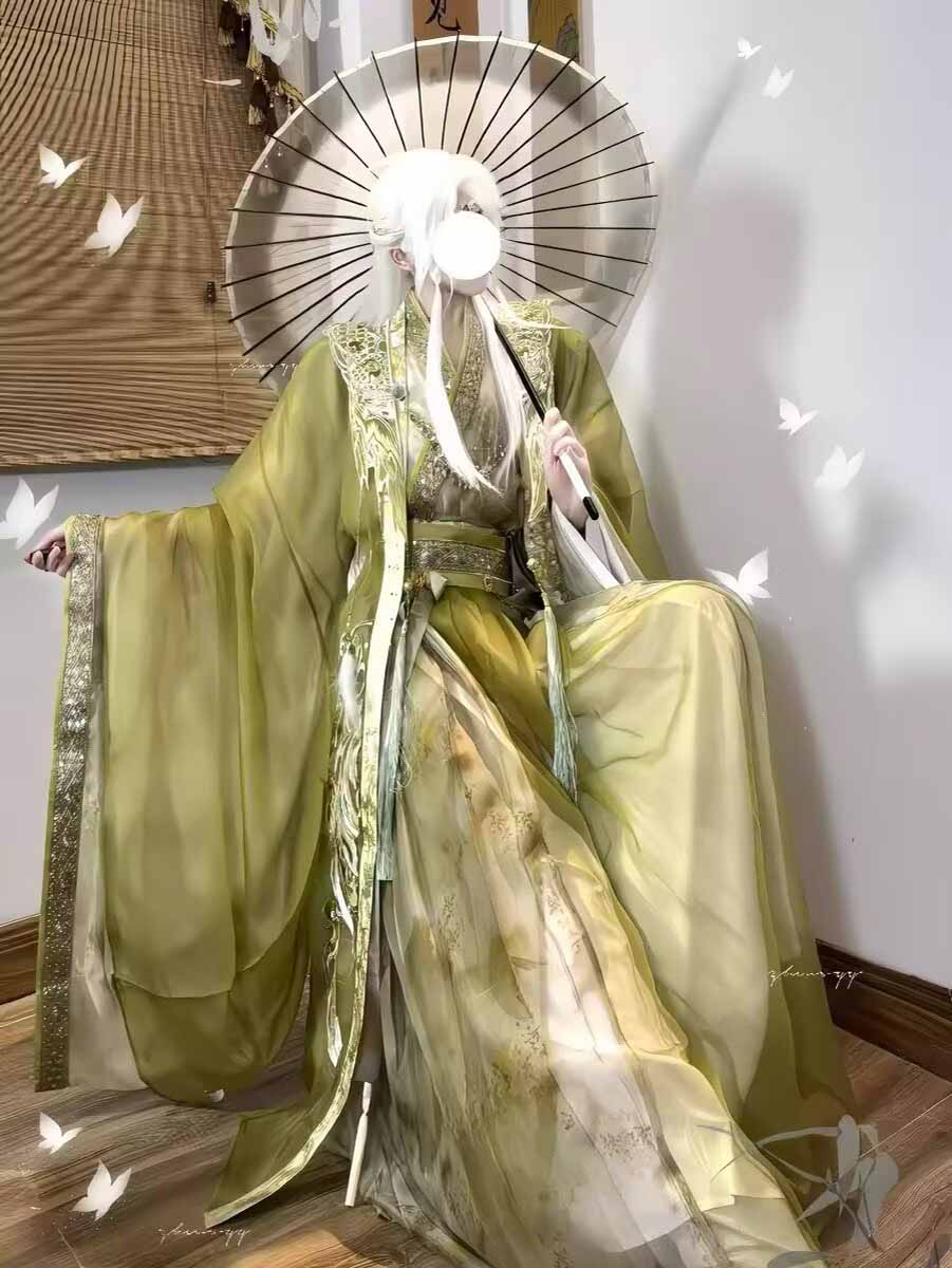 Wuxia Swordsman Hanfu Outfit M - Embroidery Outfit review and price